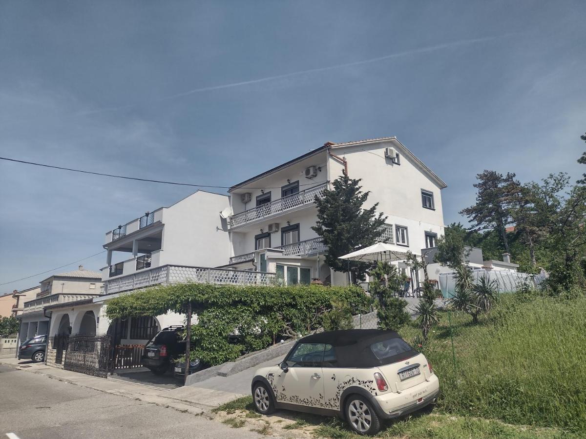 Apartments Vita Novi Vinodolski Exterior foto