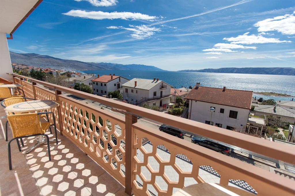 Apartments Vita Novi Vinodolski Habitación foto