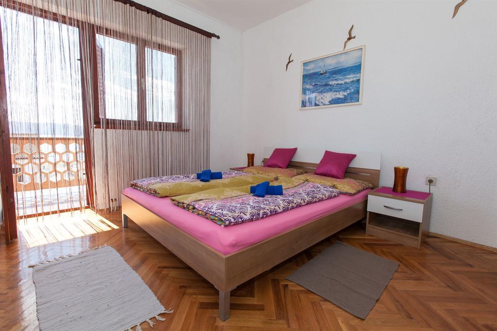 Apartments Vita Novi Vinodolski Habitación foto
